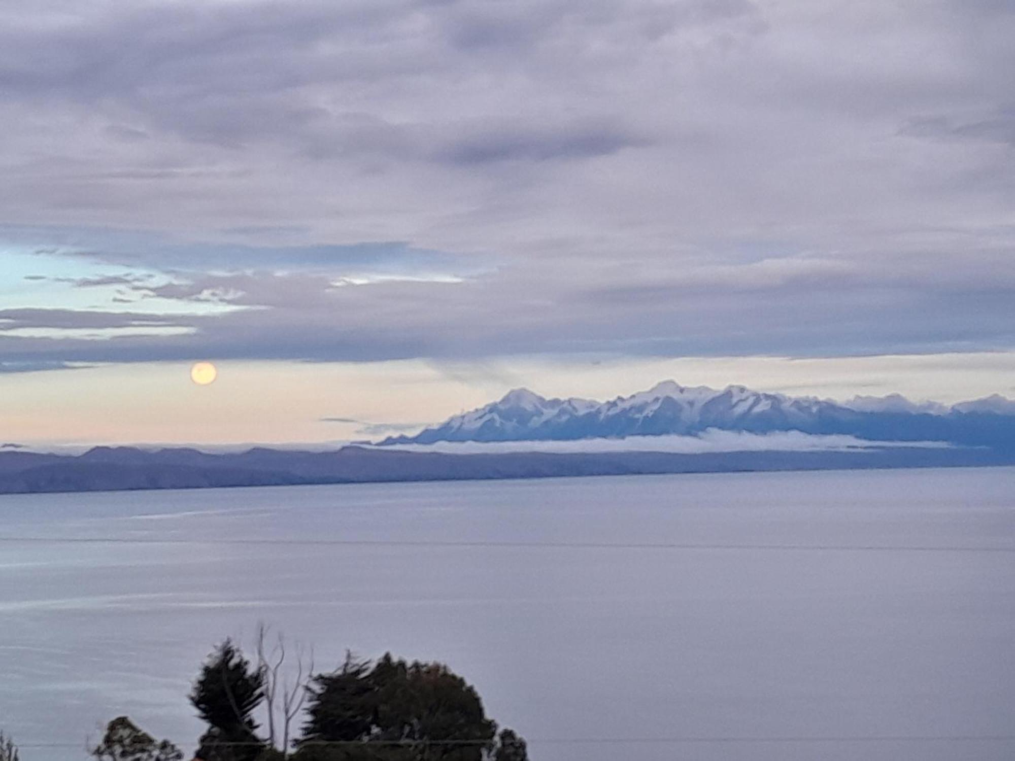 Sol Y Luna - Isla Del Sol Comunidad Yumani Esterno foto